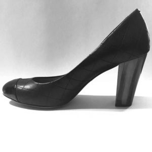 Ann Taylor Quilted Leather Pumps Patent Toe